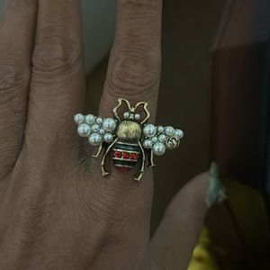 Like new authentic Gucci ring